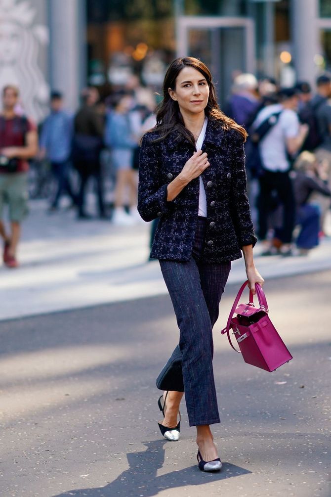 Chanel-Jacke: Wie und womit man eine Ikone des Stils und der Eleganz trägt 2