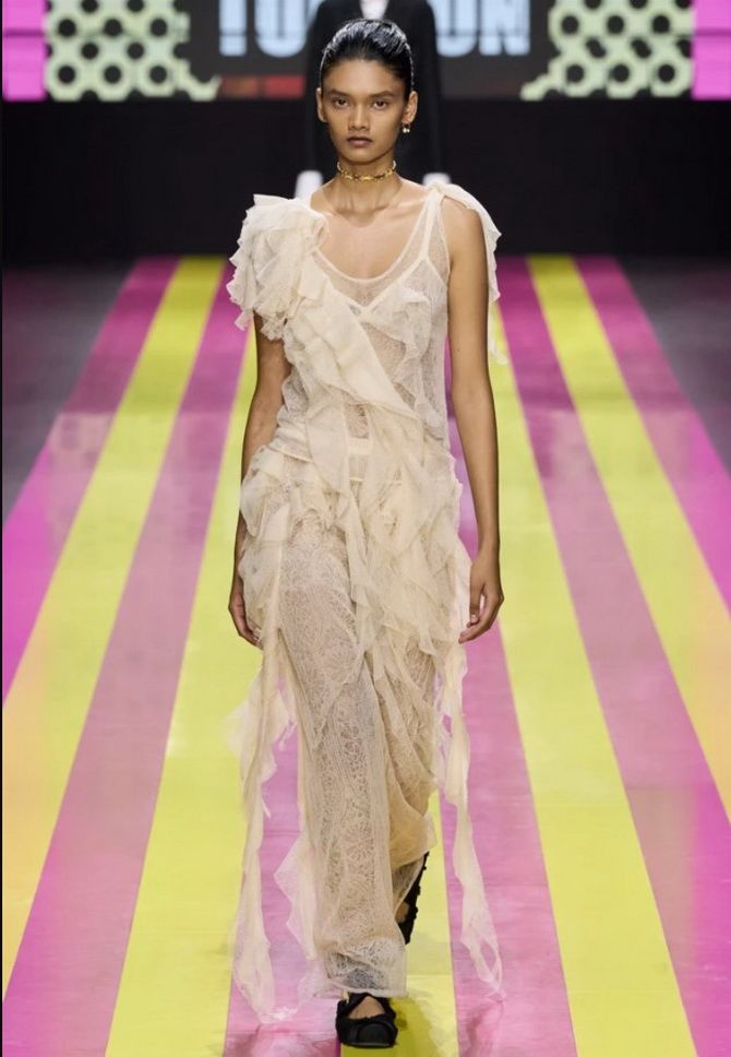 Paris Fashion Week: показ Dior весна-лето 2024 (+бонус-видео) 11