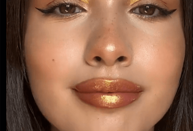 Honey lips – a new trend in autumn makeup 2023 6