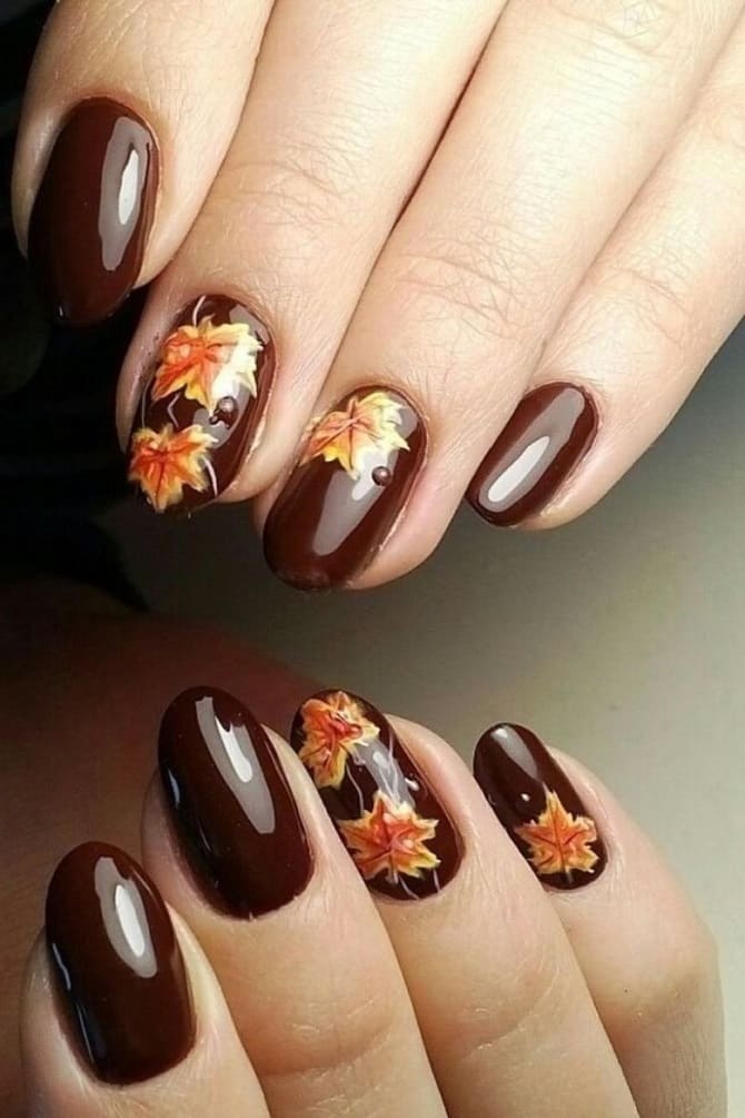 Brown manicure for fall 2023: fashionable nail design 11