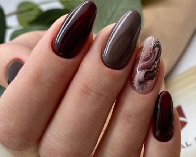 Brown manicure for fall 2023: fashionable nail design 15