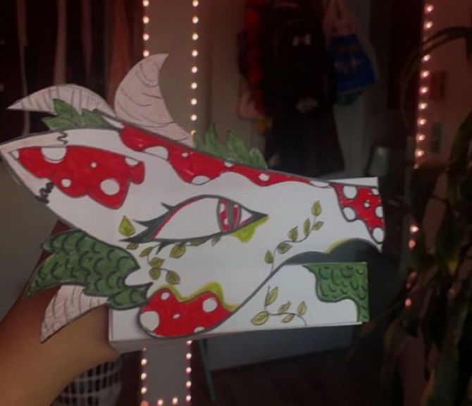 TikTok trends: how to make a paper dragon on your hand (+ bonus video) 9
