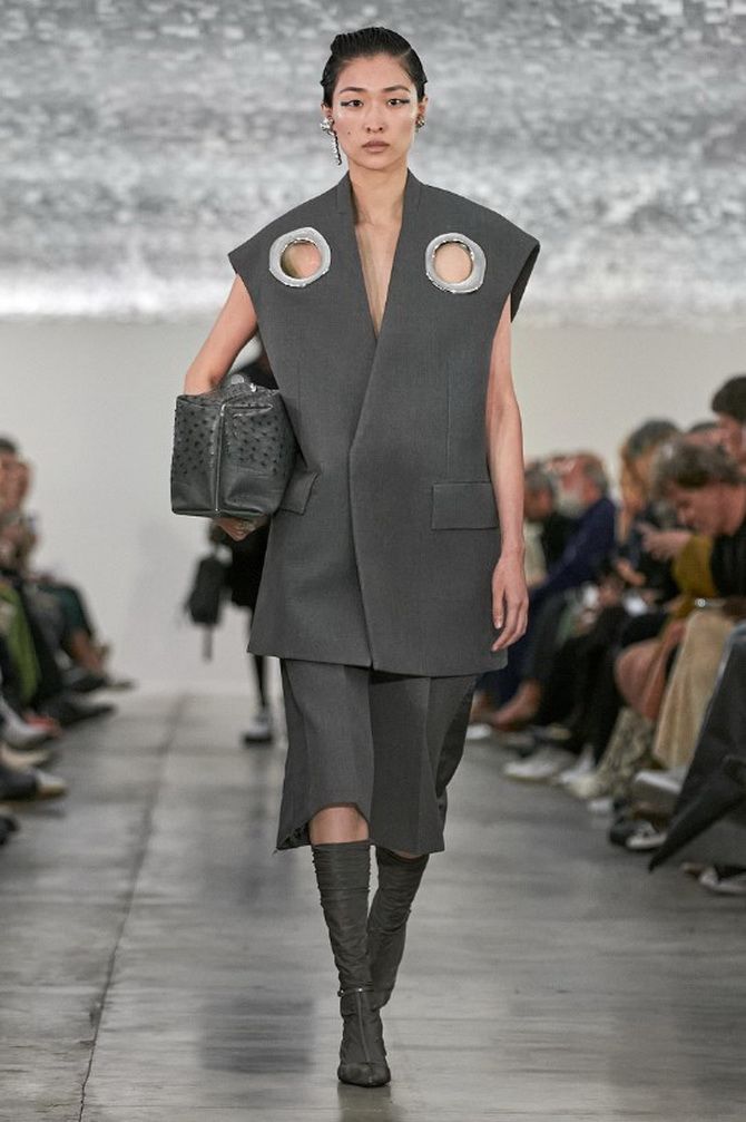 10 ключових трендів з Тижня моди в Мілані сезону весна-літо 2024 5