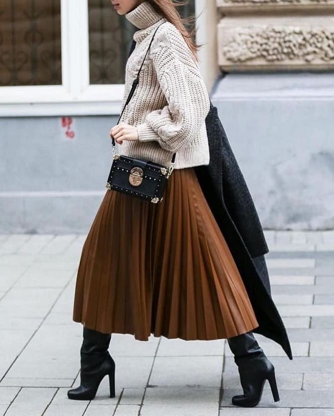 Fashionable pleated skirt for autumn 2023: current models, what to wear with 10