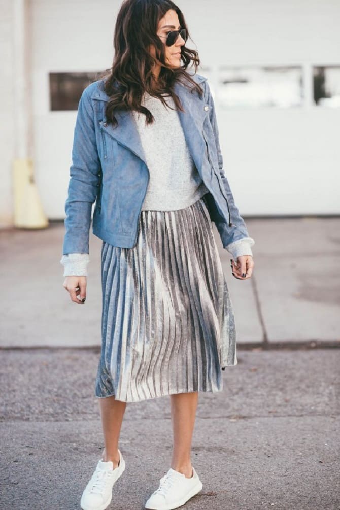 How to wear a silver skirt this fall: fashion ideas 8