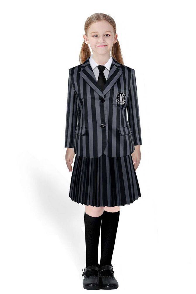 Wednesday Addams Halloween costume: photo examples of images 12