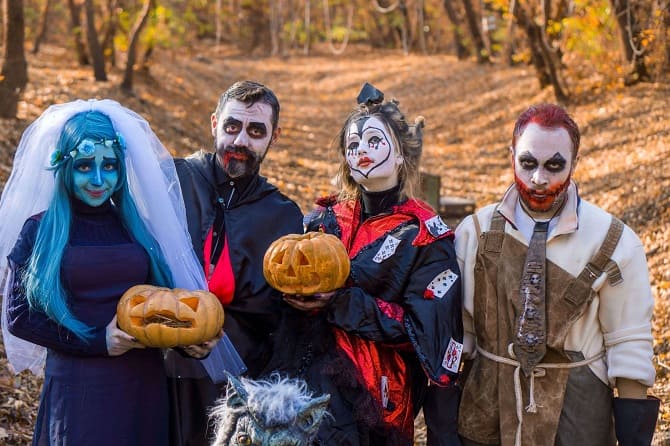 Самые страшные костюмы на Хэллоуин для женщин: идеи нарядов, которые привлекут внимание (+бонус-видео) 14