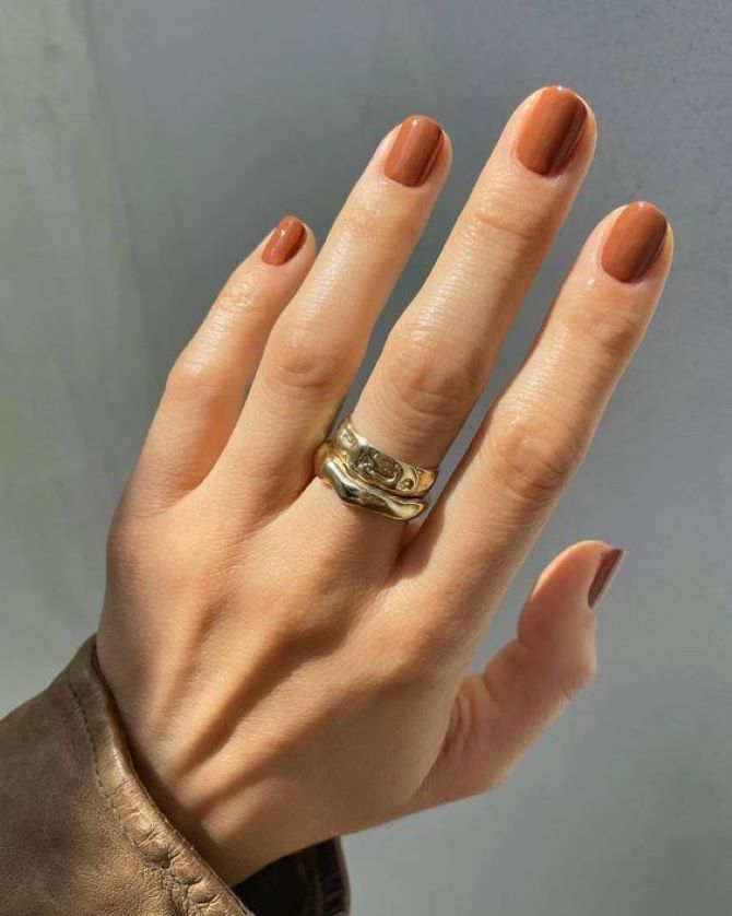 Latte nails 2023: fall manicure trend 17