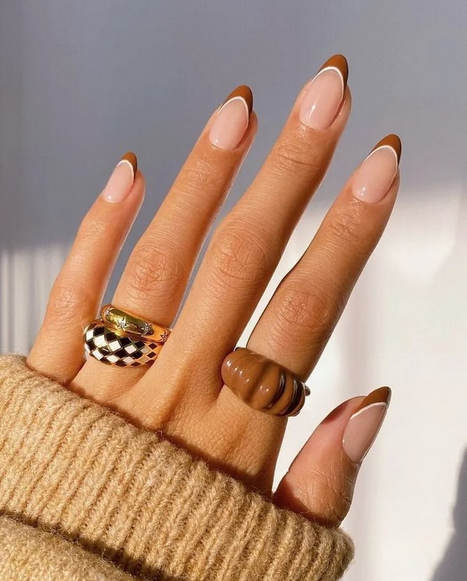 Latte nails 2023: fall manicure trend 18