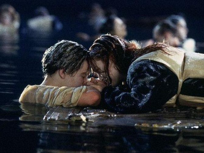 Leonardo DiCaprio’s costume from Titanic is up for auction 3