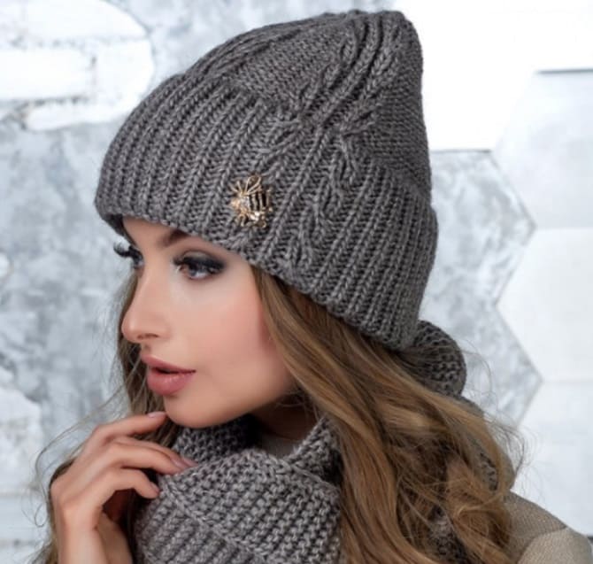 Модные вязаные шапки на зиму 2023-2024: актуальные модели 4