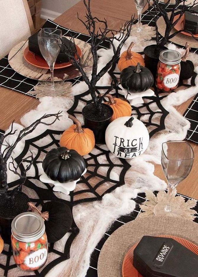 How to decorate your house for Halloween: room decorating ideas 14