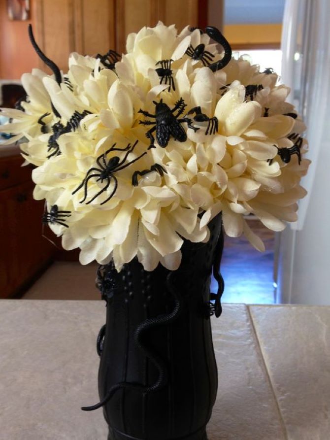 How to decorate your house for Halloween: room decorating ideas 11