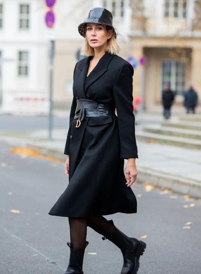 The most fashionable black coats of the cold season 2023-2024 3
