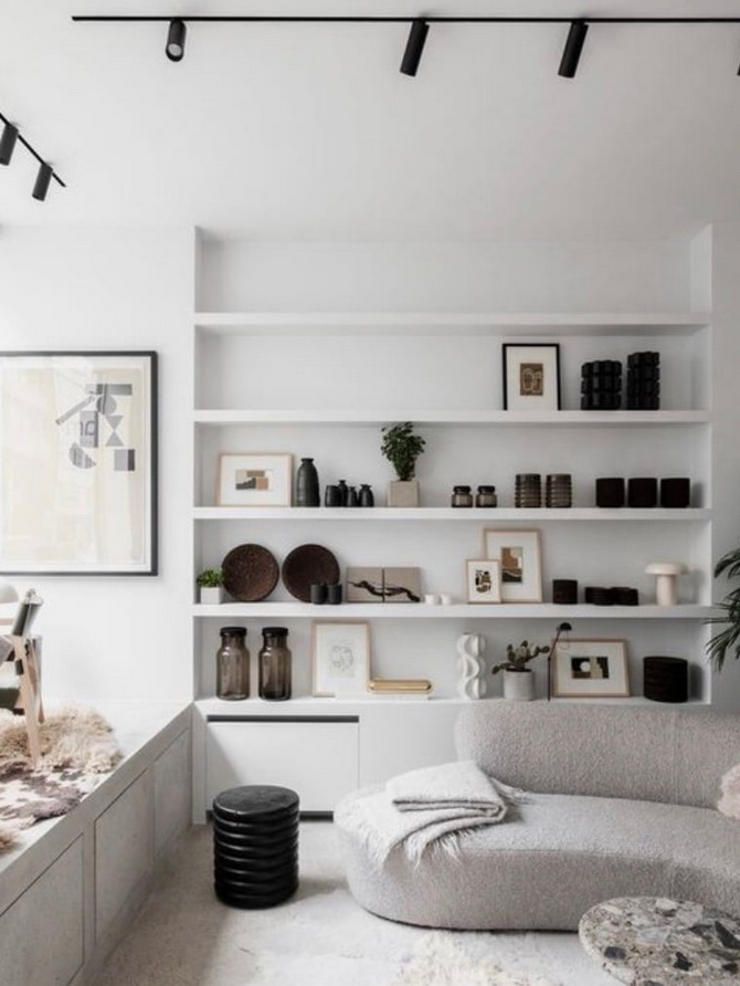 How to decorate an empty wall with shelves: 6 beautiful ideas 3