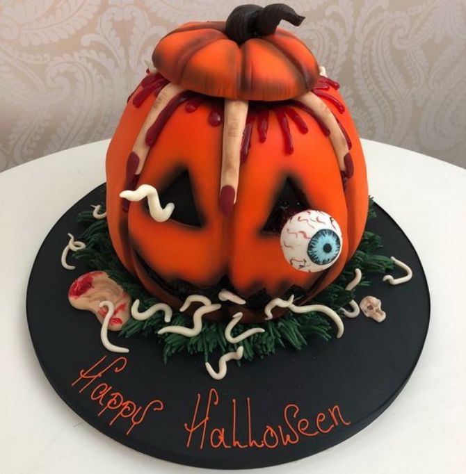 How to decorate a cake for Halloween: the creepiest ideas (+ bonus video) 22