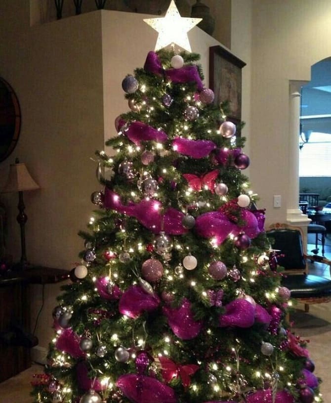 Christmas tree colors for New Year 2024: how to decorate the main symbol of the holiday 12