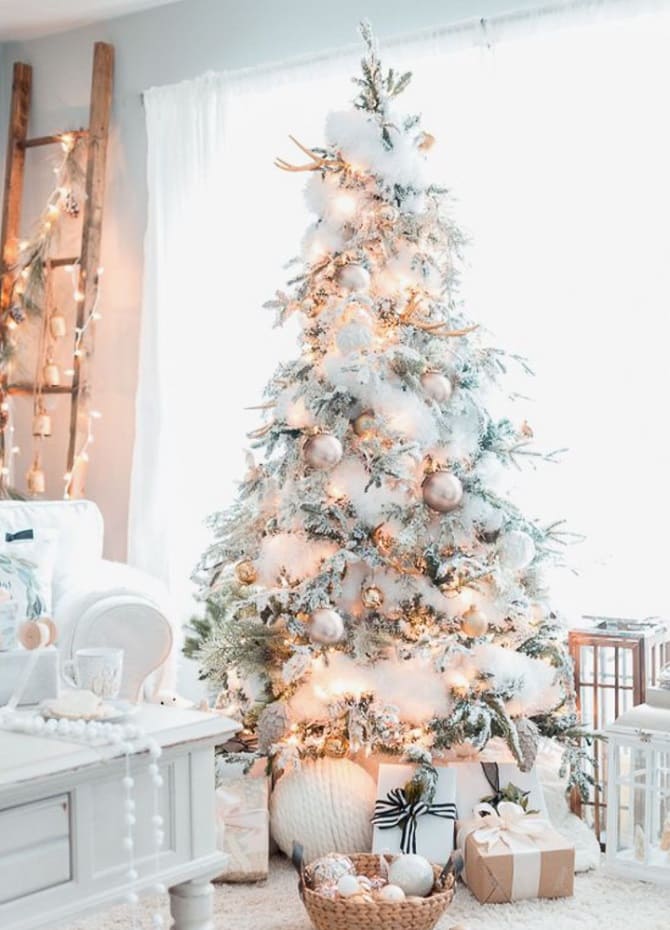 How to decorate the bottom of a Christmas tree: ideas with photos 5