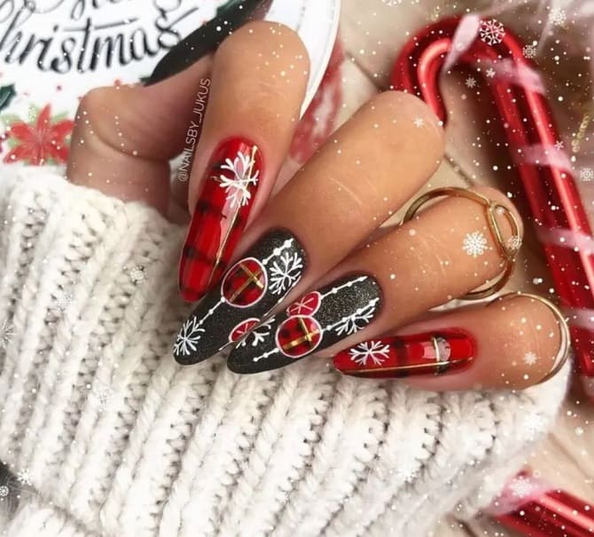 Manicure for New Year 2024 for long nails: new ideas with photos 18