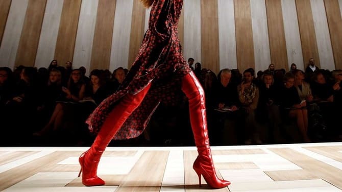 Red shoes: a fashion hit of the new season 3