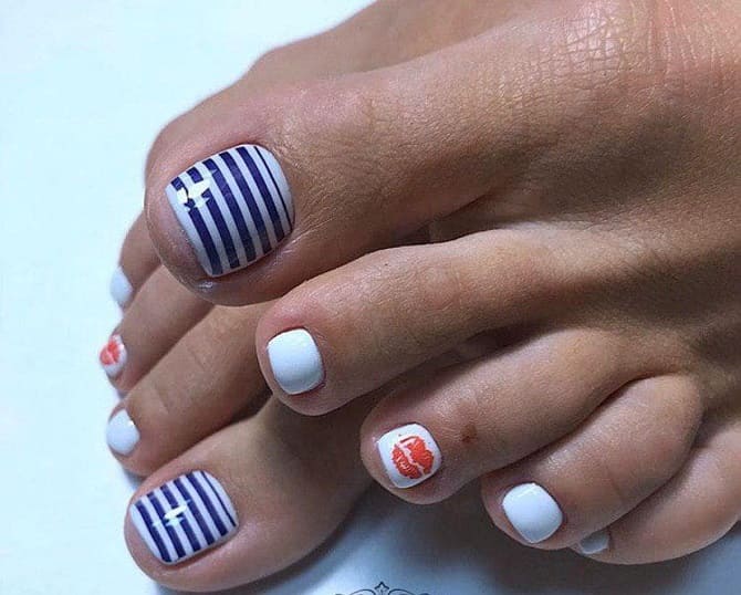 Pedicure with stripes: stylish nail design options 6