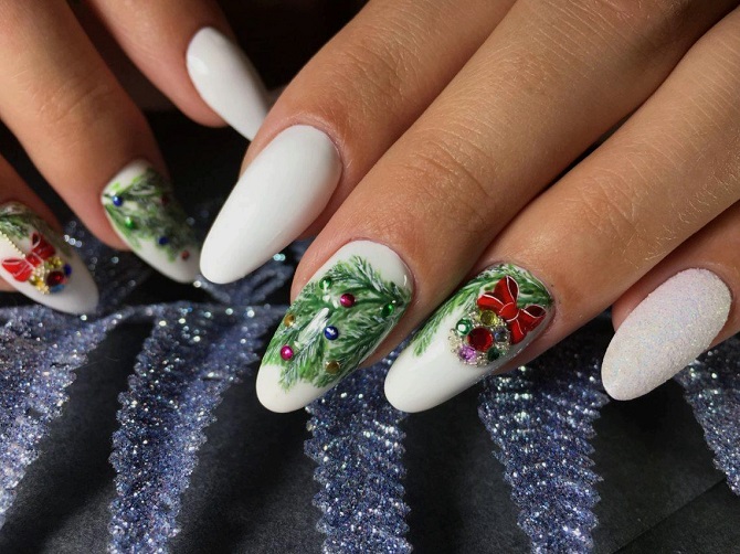 Green manicure for New Year 2024: beautiful ideas for the holiday 7