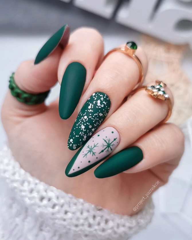 Green manicure for New Year 2024: beautiful ideas for the holiday 10