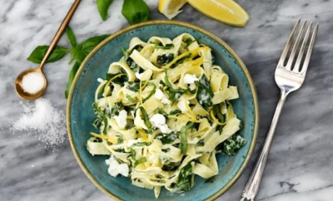 What to cook from feta cheese: 5 simple recipes 3