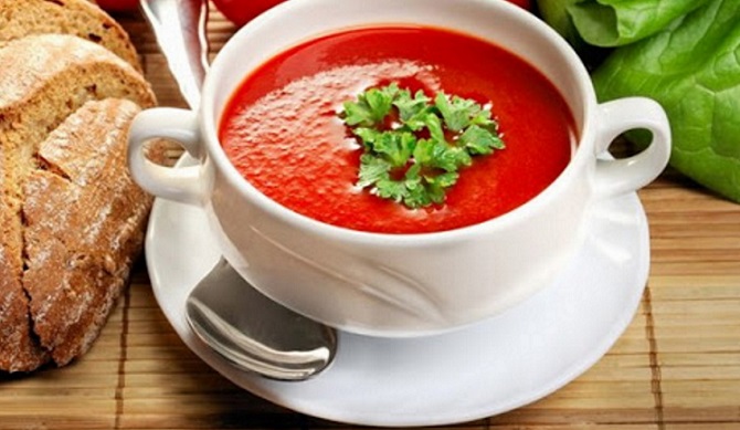 Wie man spanische Gazpacho-Suppe kocht: 5 Originalrezepte 1