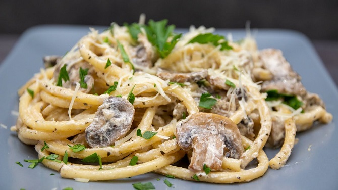 Simple and delicious champignon dishes: what to cook 3