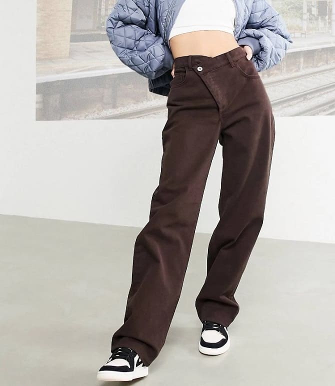 Fashionable brown jeans: how and with what to wear? 5