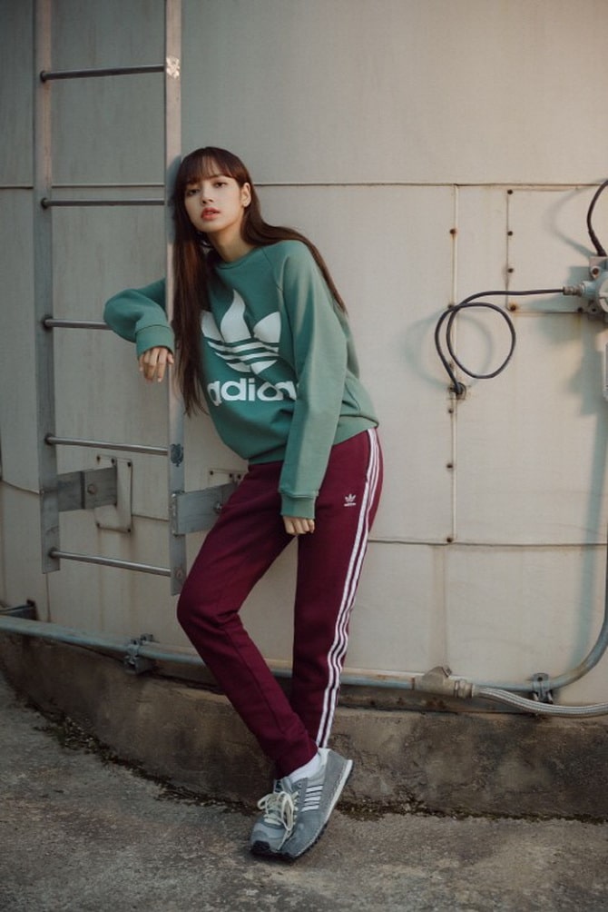 Korean Fashion: Dress Like a K-pop Idol 33