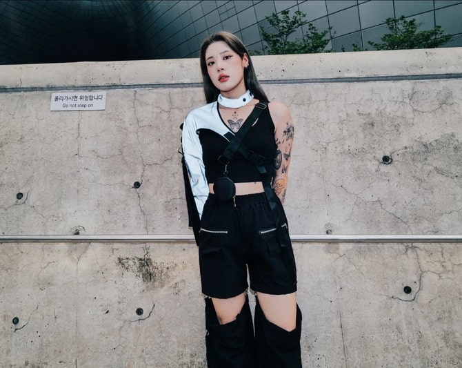 Корейська мода: одягнися як K-pop айдол 9