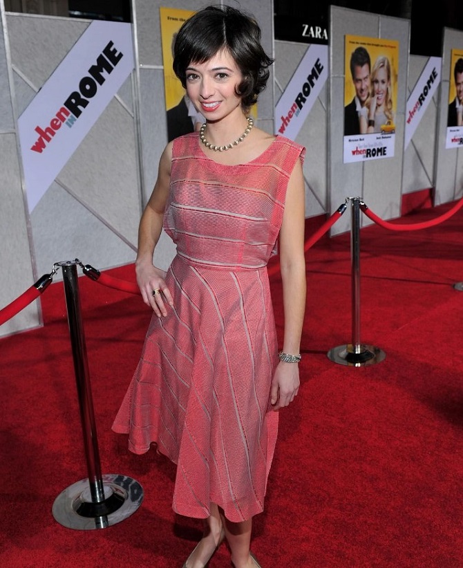 The Big Bang Theory star Kate Micucci was diagnosed with cancer 2
