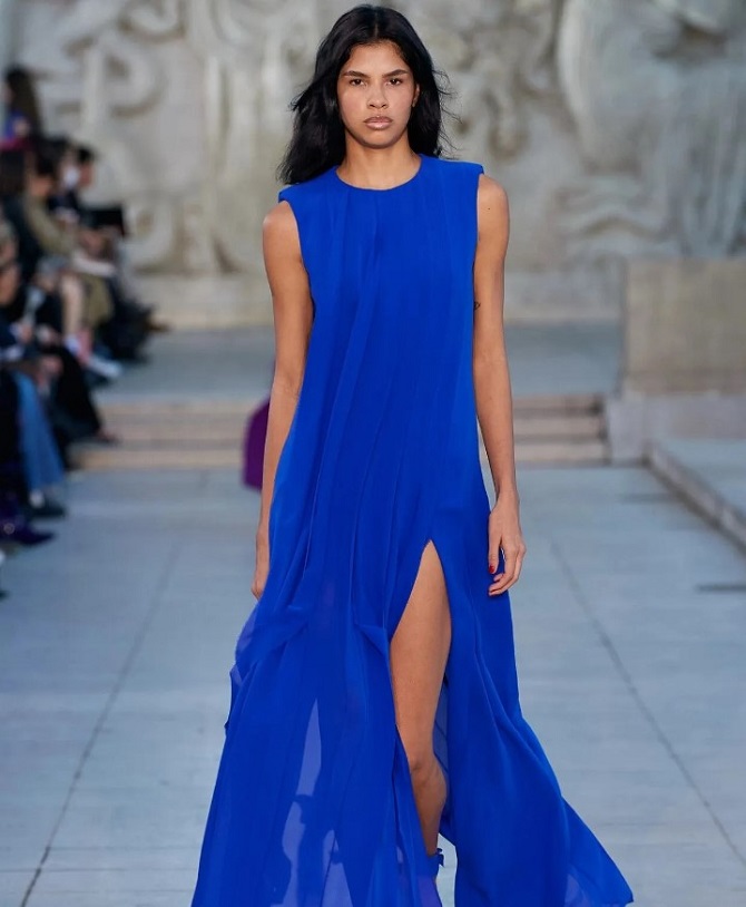 Кобальтовый синий: как носить модный цвет в одежде 1