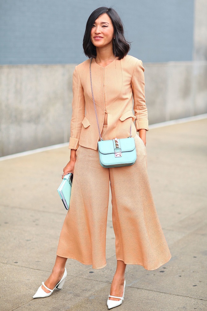 Delicate peach – how to wear the main color of 2024 6