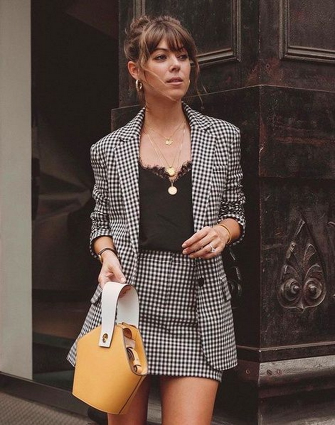What to wear with a houndstooth print jacket 2