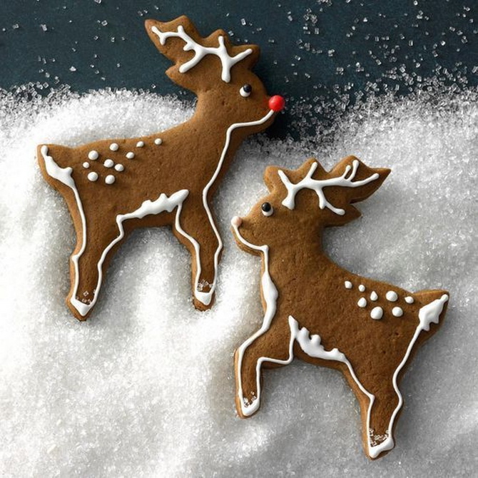 How to beautifully paint gingerbread cookies for New Year and Christmas 11