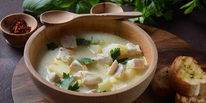 Hearty chicken soups: simple recipes for delicious dishes 2