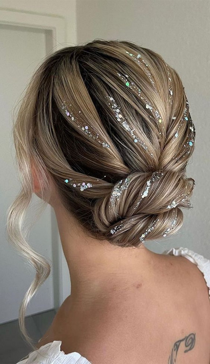 Brilliantly! How to use glitter and sequins in a New Year’s hairstyle 8