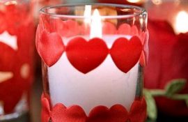 Kerzendekoration zum Valentinstag: Ideen mit Fotos