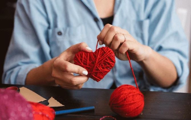 Craft options for Valentine’s Day for children and adults 10