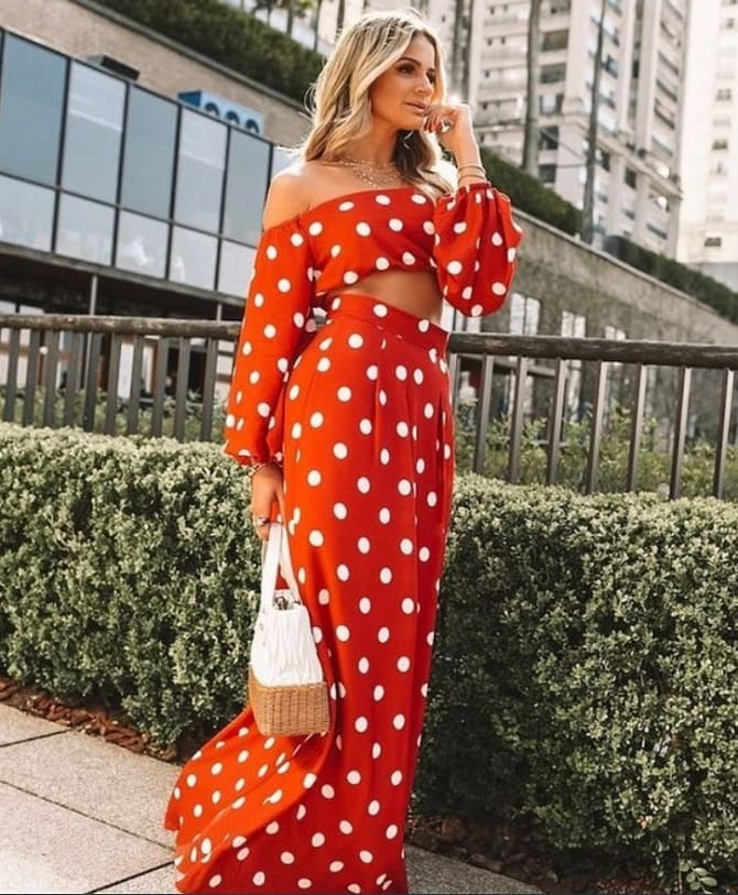 Polka dot print is back in fashion: how to wear this trend in 2024 13