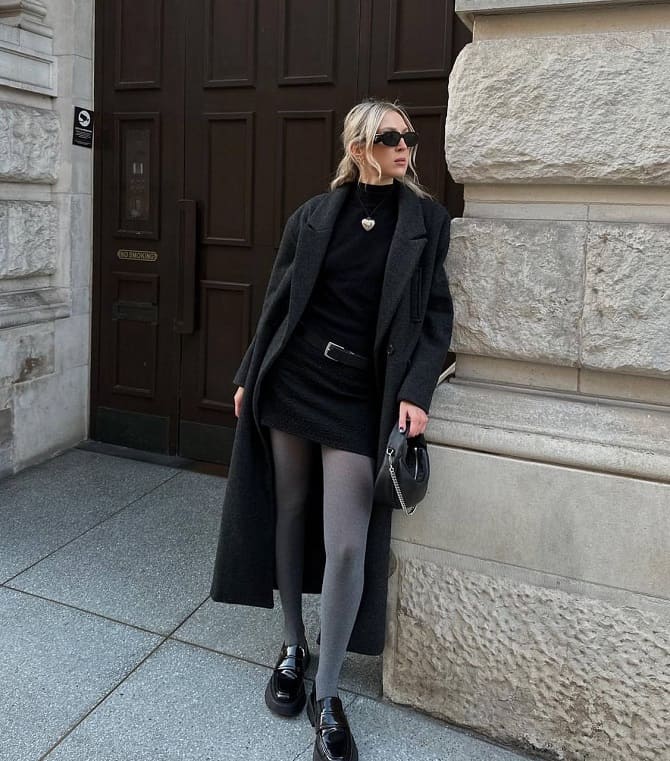 Gray tights: what to wear with this spring’s fashion trend 3