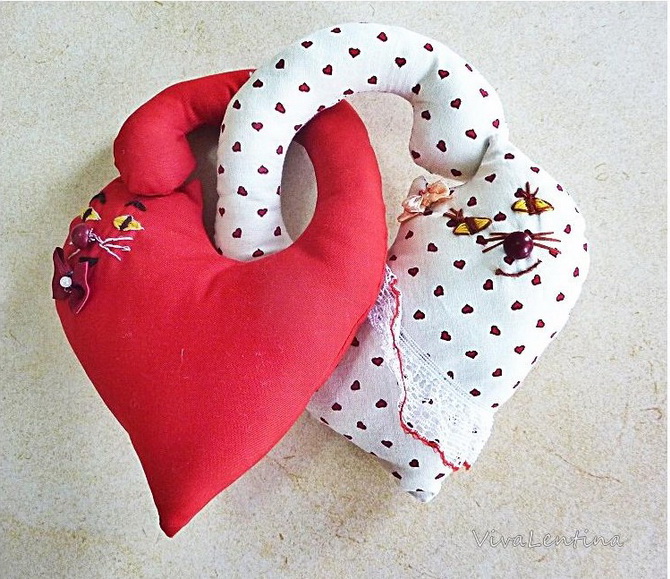 Влюбленные коты: текстильная поделка на День святого Валентина 12
