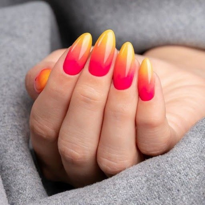 Two Tone Nails 2024: the best combinations and photo ideas 3