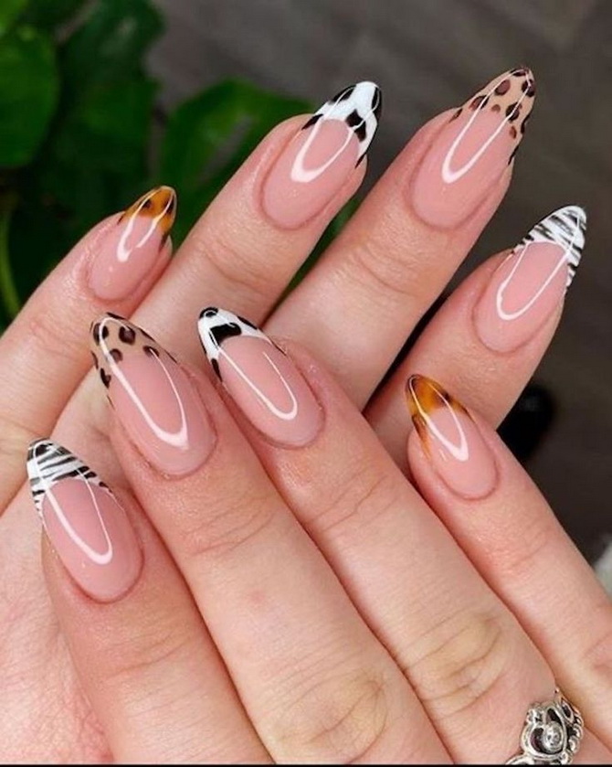 Two Tone Nails 2024: the best combinations and photo ideas 16