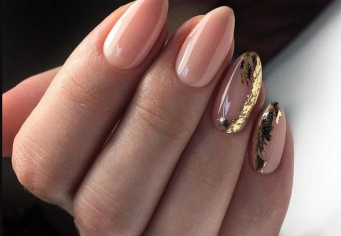 Peach manicure 2024: stylish nail design ideas with photos 3