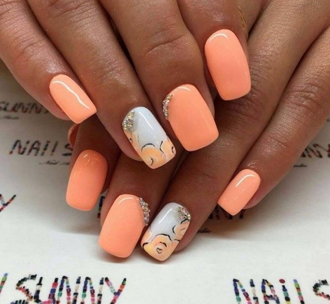 Peach manicure 2024: stylish nail design ideas with photos 5