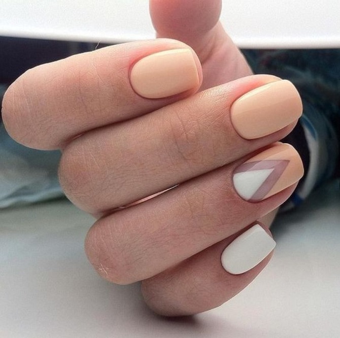 Peach manicure 2024: stylish nail design ideas with photos 7